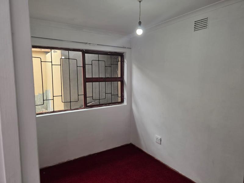 3 Bedroom Property for Sale in Ilitha Park Western Cape